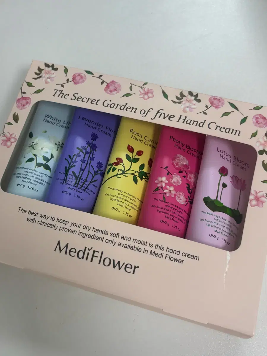 Unsealed) Set of 5 Medi Flower Hand Creams