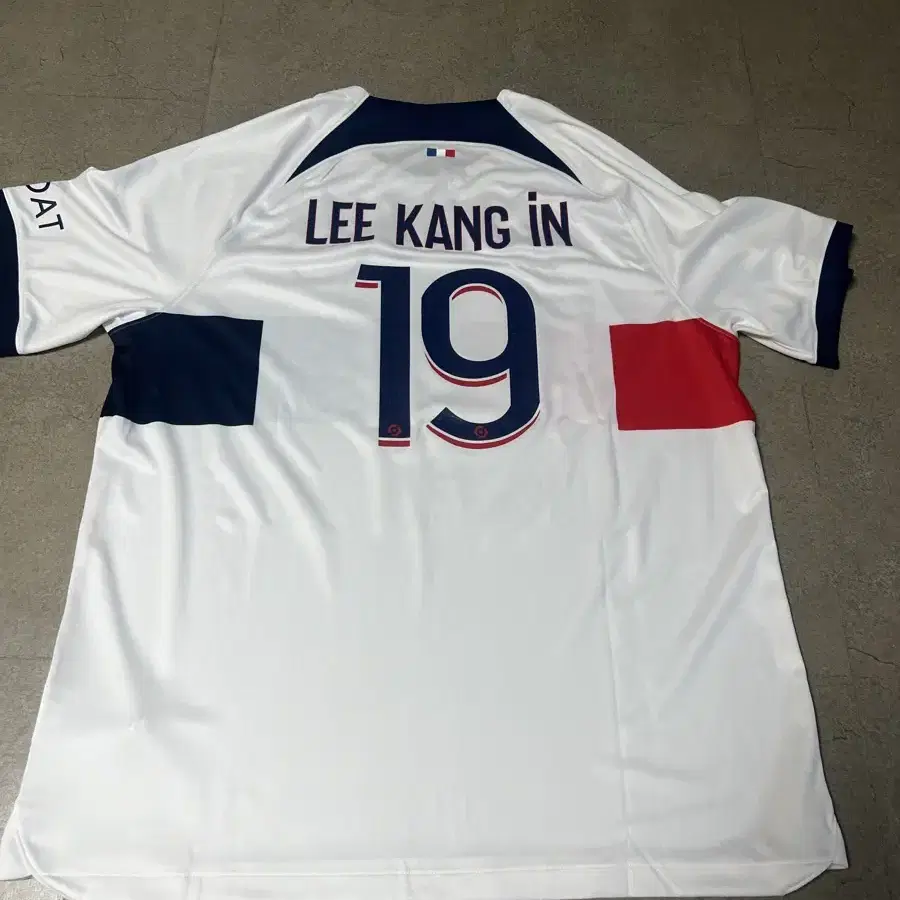 PSG 이강인 싸인 유니폼