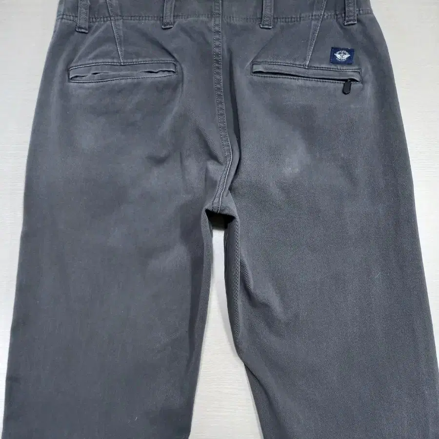 30 DOCKERS 스판 슬림일자 치노 다크그레이 30-948