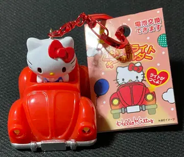 산리오 헬로키티 LED 자동차 모양 조명 키링 2024.