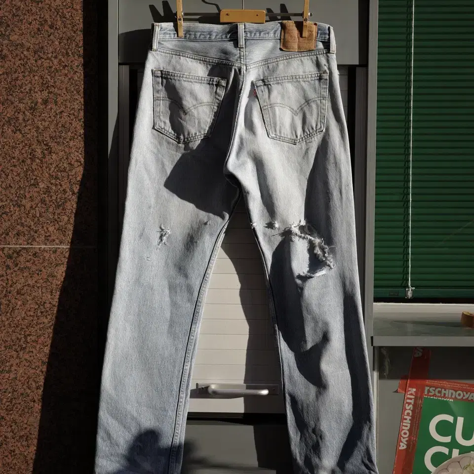 90s levis 501xx distressed denim pants