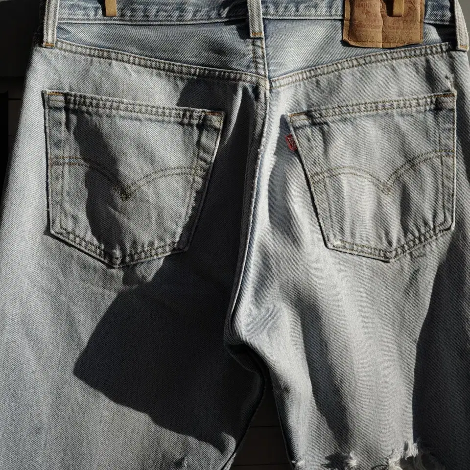 90s levis 501xx distressed denim pants