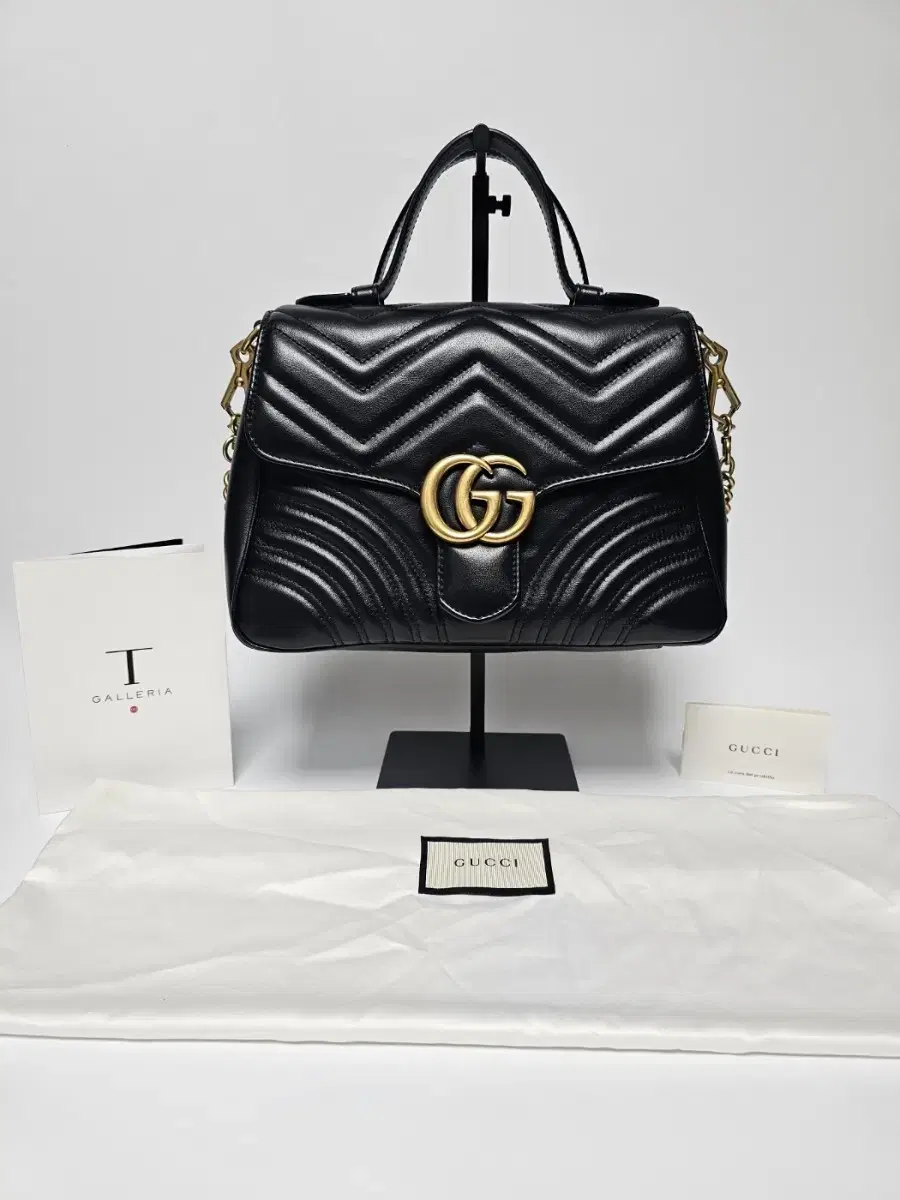 Gucci Marmont GG Matelassé Chain Shoulder Top-handle Bag Small Black