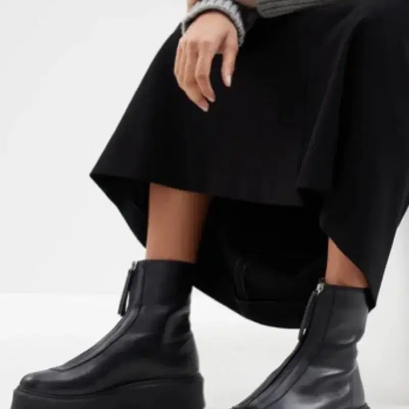 the row zipped boots 더로우 부츠 37