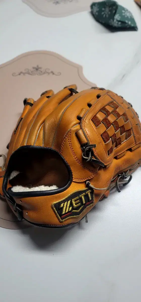 For Jet Infield Glove Selection