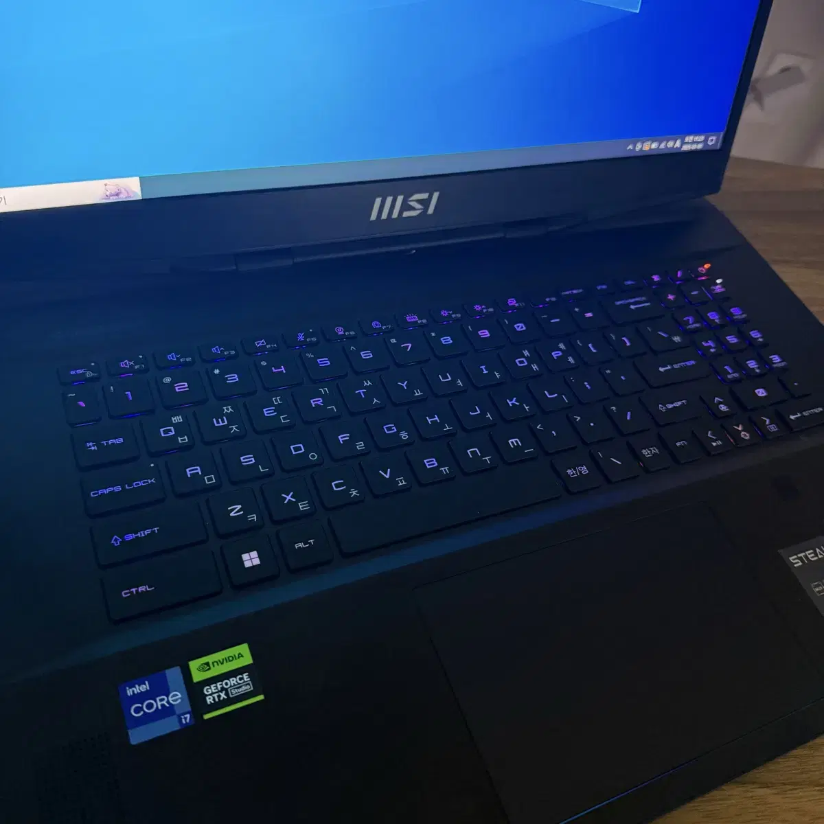 i7-13700H 램 32기가 4080 노트북 팝니다