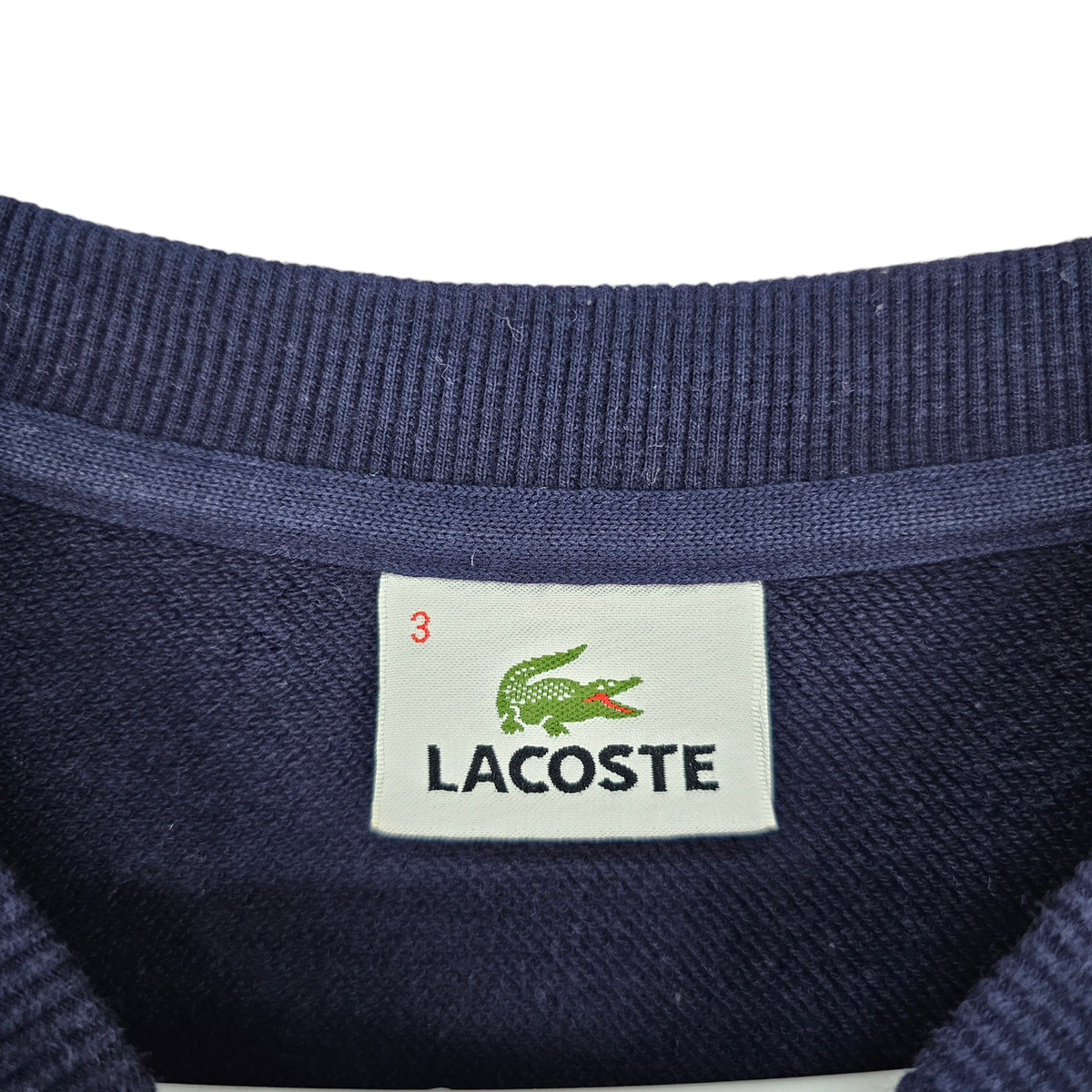 [95] LACOSTE 라코스테 엠보싱 로고 맨투맨 티셔츠