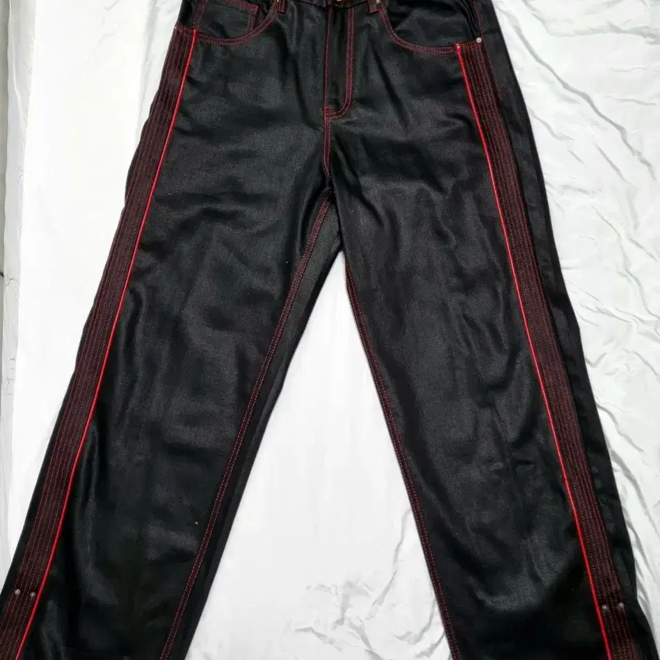 새상품SIDE STITCH COATING DENIM PANTS BLACK