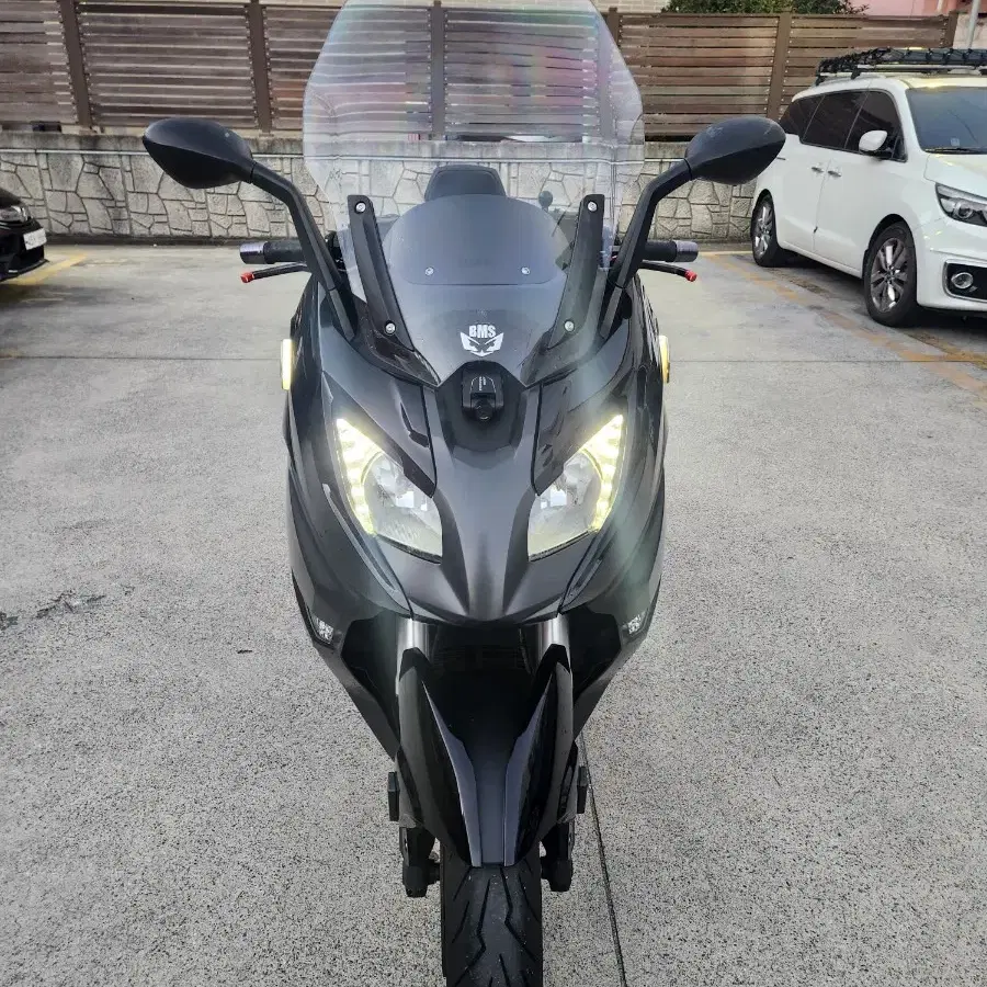 bmw c650 스포츠 아크라 2구 판매합니다