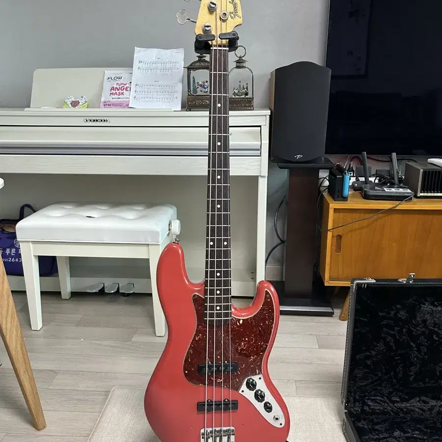 fender customshop 64 jazz bass(피에스타레드)