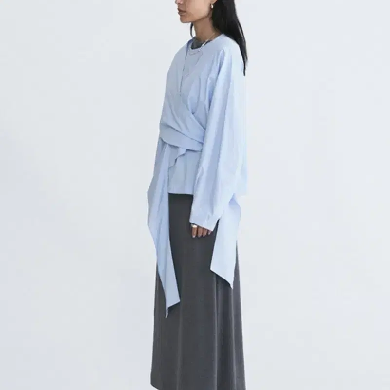 오스더 osthe drape blouse 드레이프 블라우스