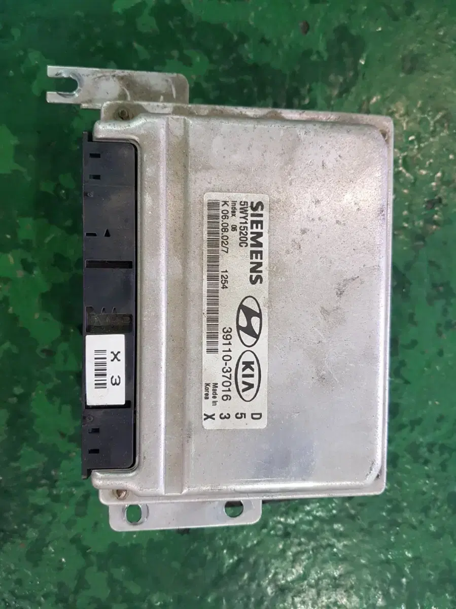 39110-37016 XG2.5 ECU 정상작동팜니다