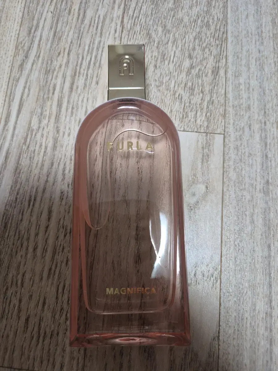 훌라 매그니피카 오드 퍼퓸 100ml