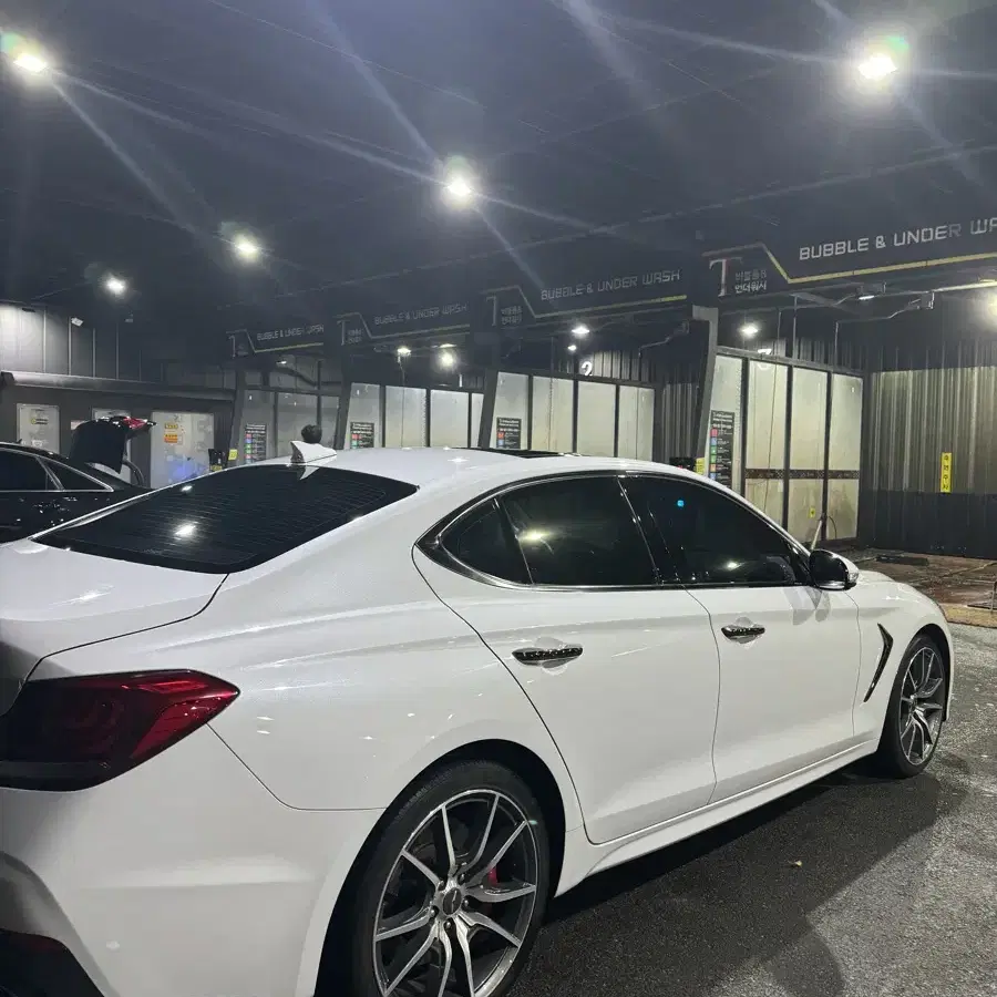 제네시스g70 3.3T RWD 스포츠 슈프림