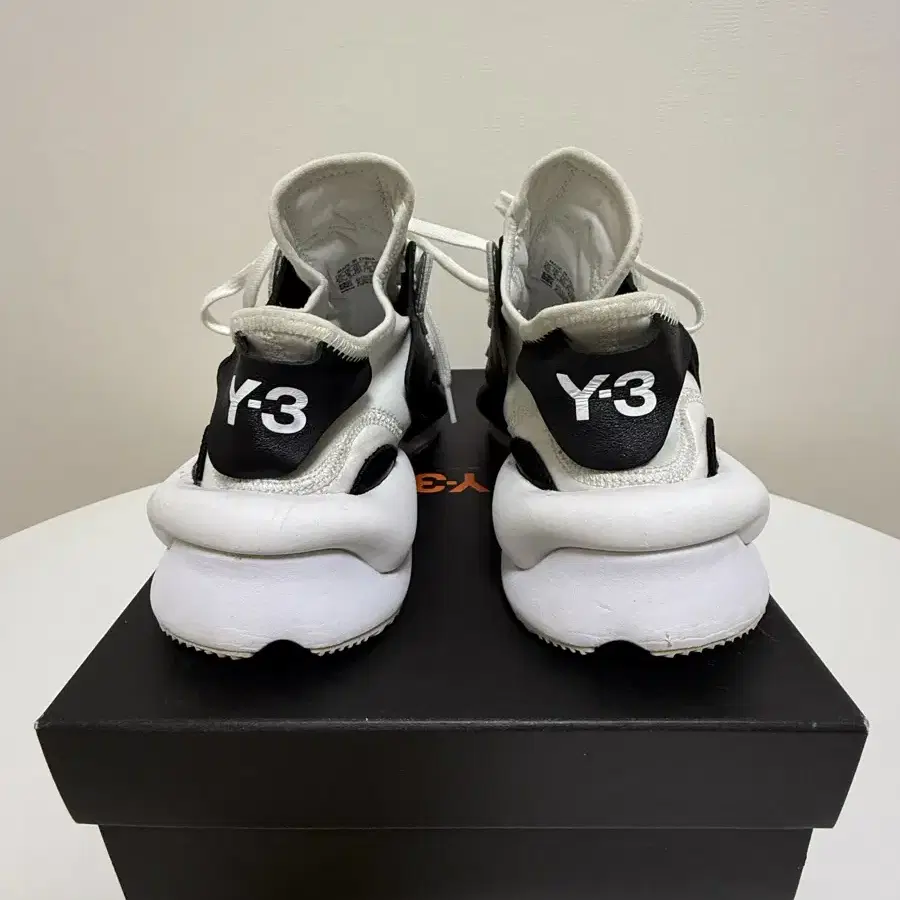 y-3 카이와(아디다스) 검흰 245-250사이즈