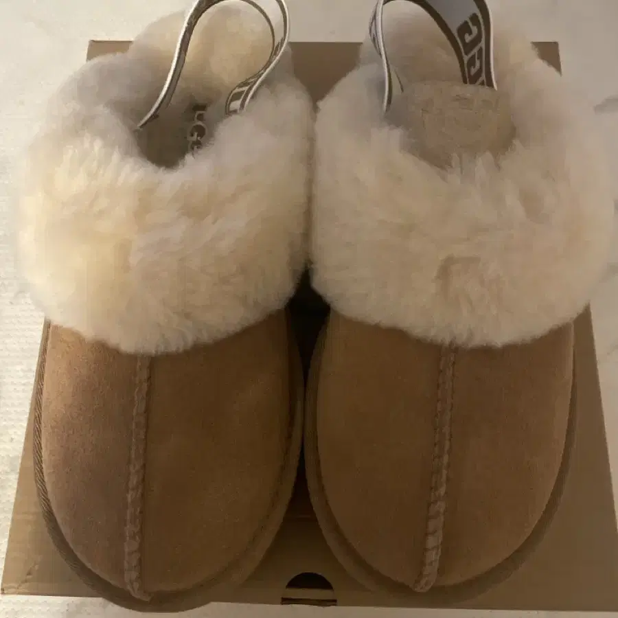 UGG 키높이 밴딩슬리퍼 220-225