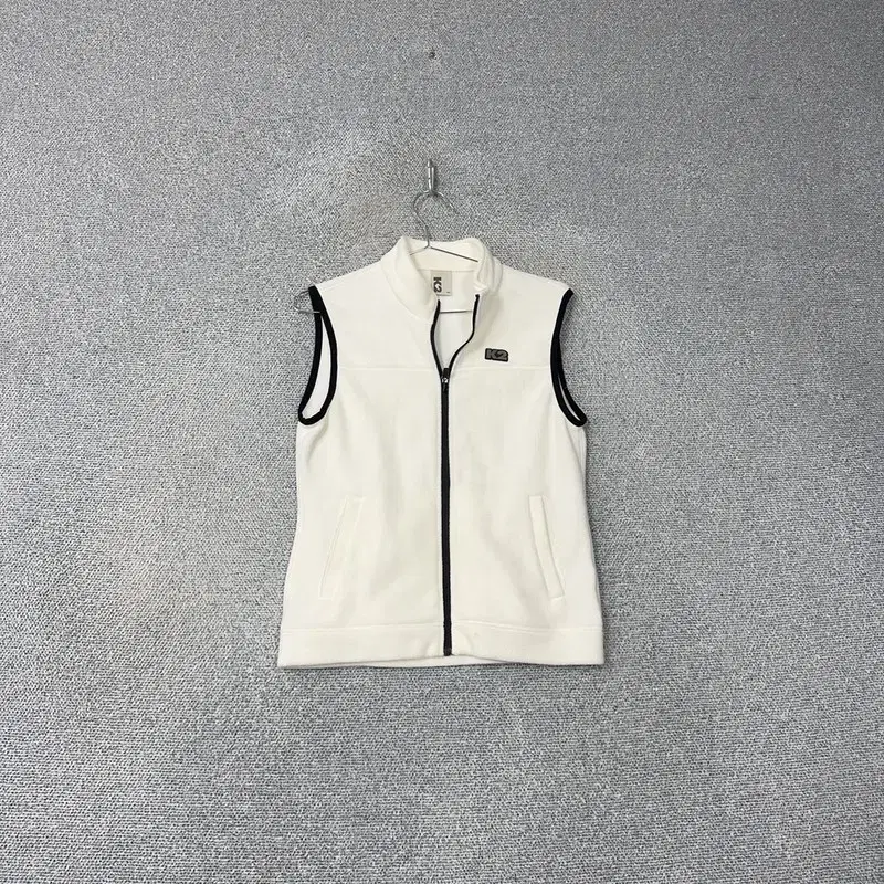 K2 Logo Casual Hooded Zip-up Vest 90