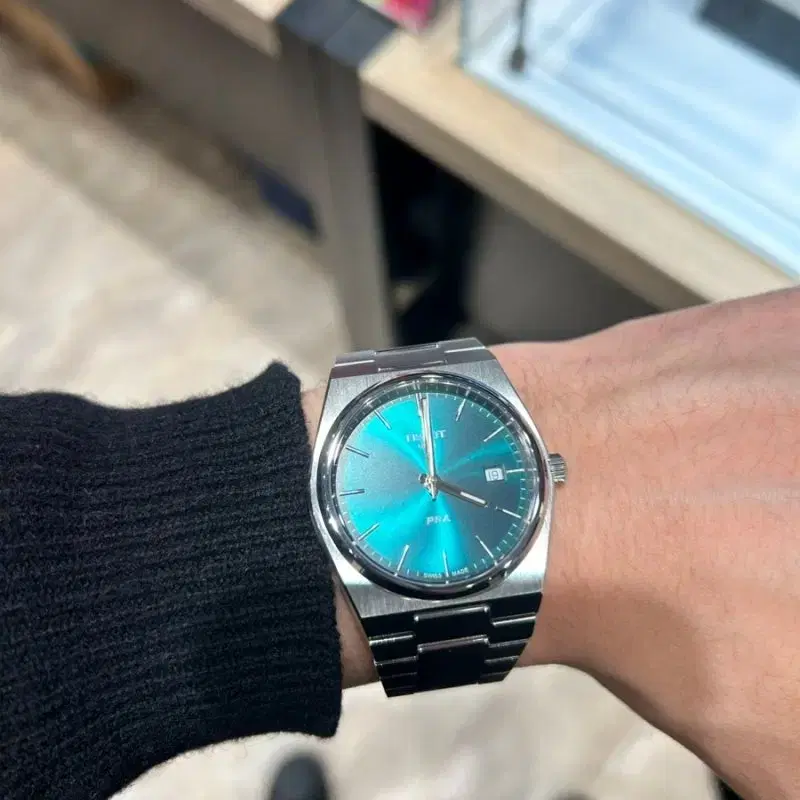 티쏘 prx40mm  쿼츠그린 노시착 새상품 판매