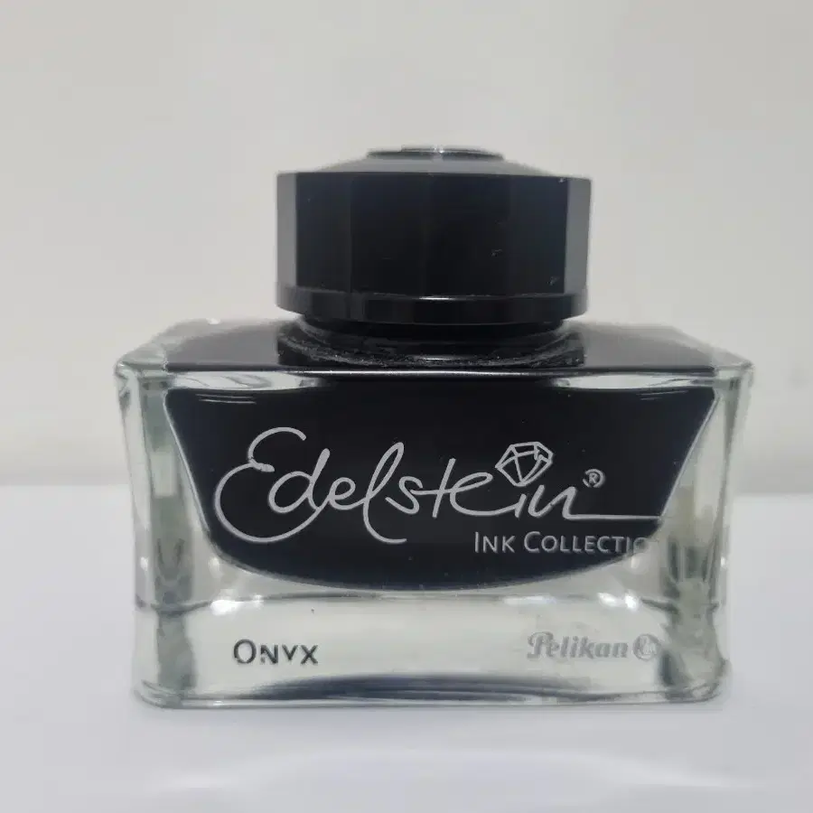 Pelikan Edelstein ink ONYX