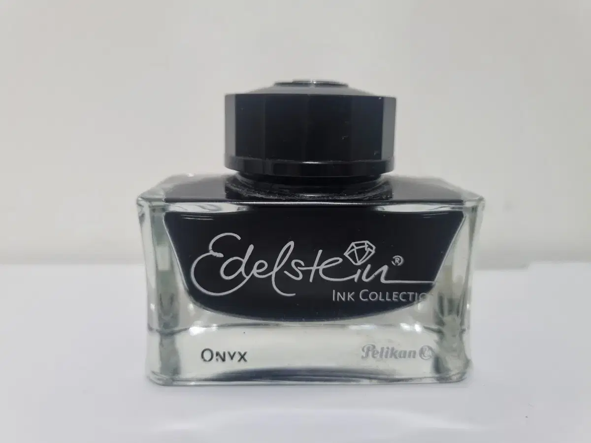 Pelikan Edelstein ink ONYX