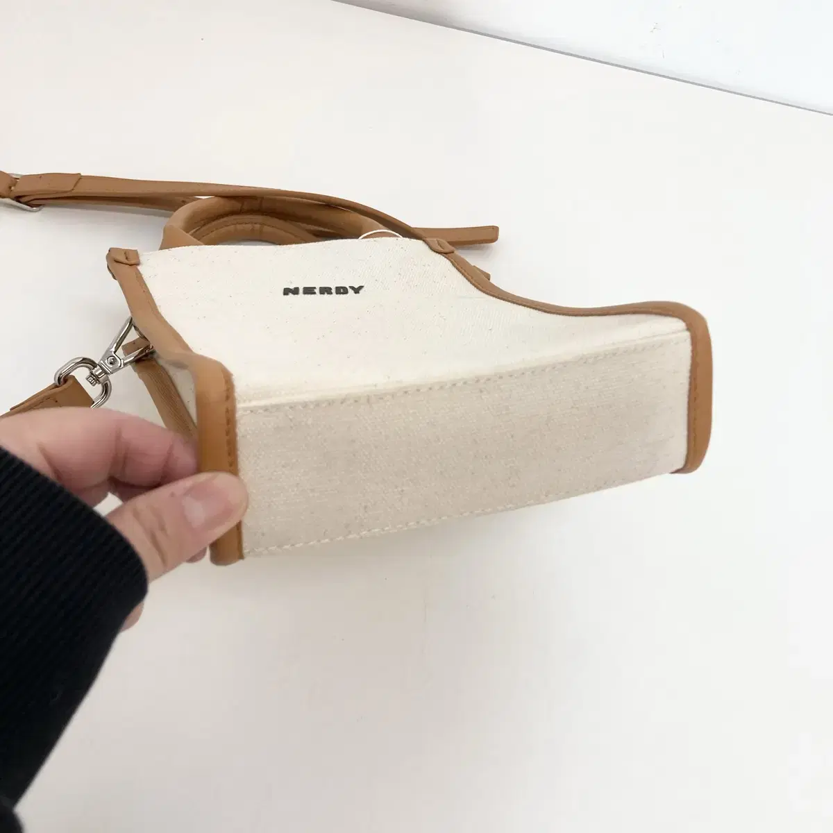 널디 캔버스 크로스백 Nerdy Cross Bag