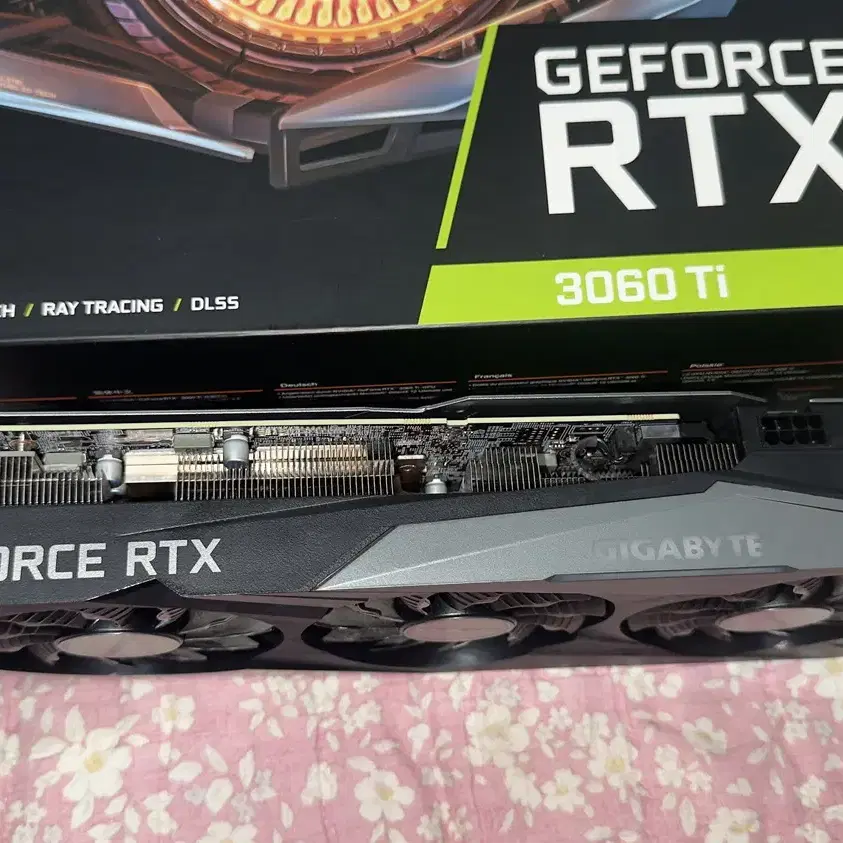 기가바이트 지포스3060TI gaming OC  D6X 8G 팝니다.