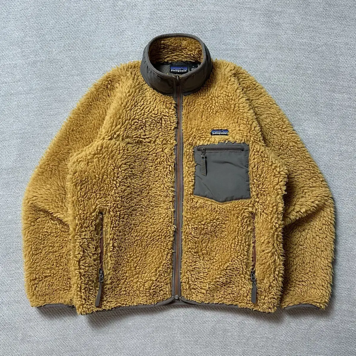 00s Patagonia Deep Pile Classic Cardigan