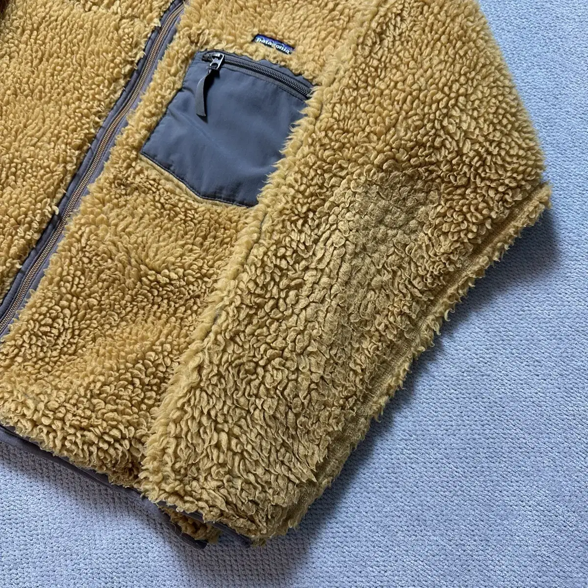 00s Patagonia Deep Pile Classic Cardigan