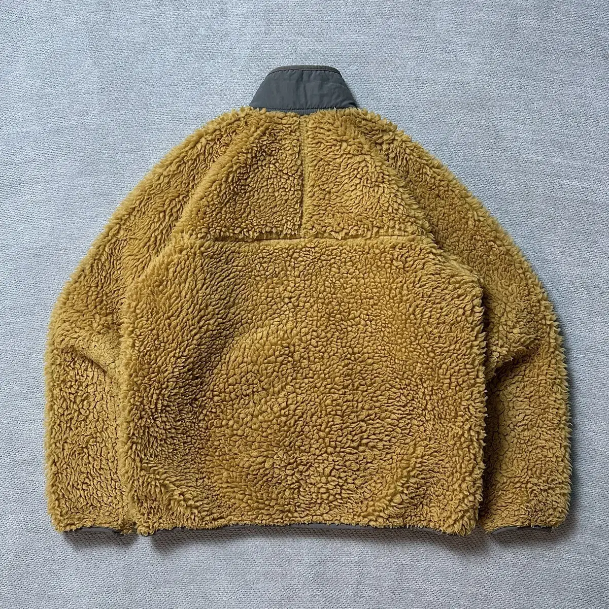 00s Patagonia Deep Pile Classic Cardigan