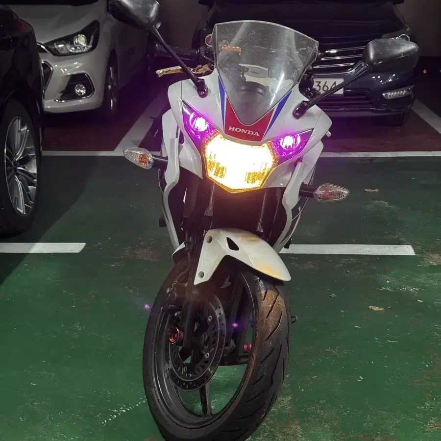 CBR125R