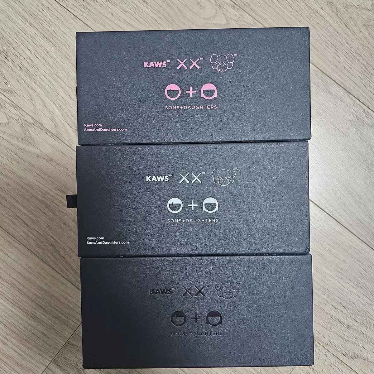 카우스 선글라스 세트 Kaws x SONS + DAUGHTERS