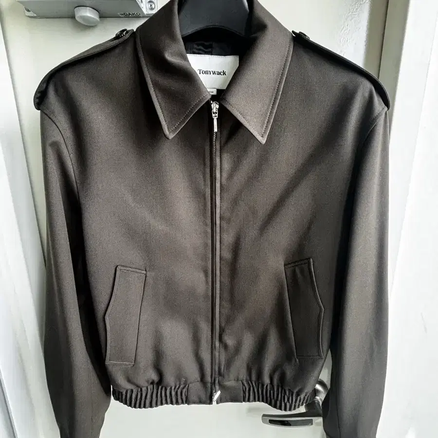 24ss 토니웩Wool Twill Epaulet Blouson m