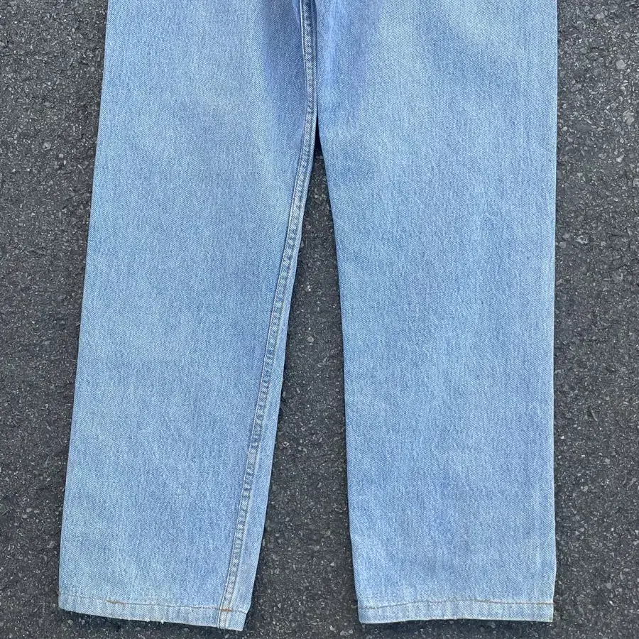 90s Levis 501 (W30 L34 )