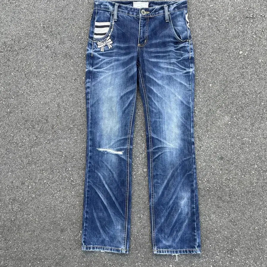 LOLITA jean Denim Pants