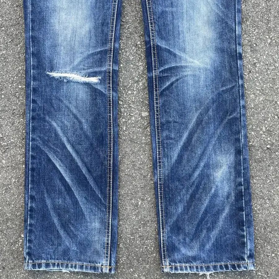 LOLITA jean Denim Pants