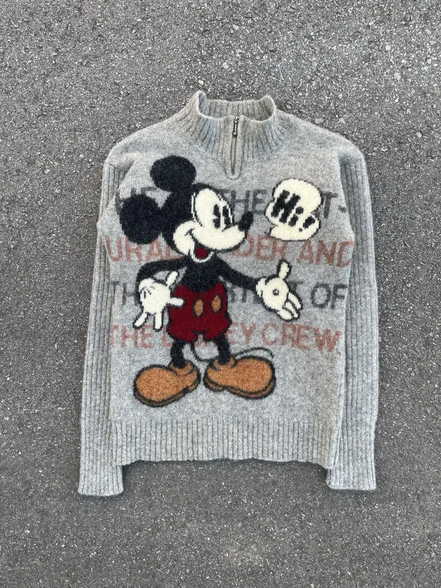 90s Mickey Mouse Kint