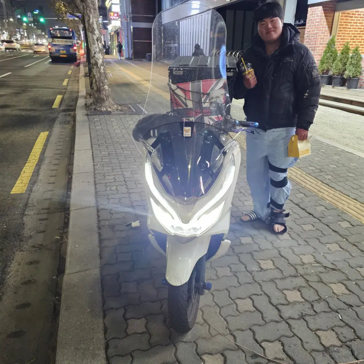 Pcx125 19년 3만km 125만원 판매합니다!! (Nmax