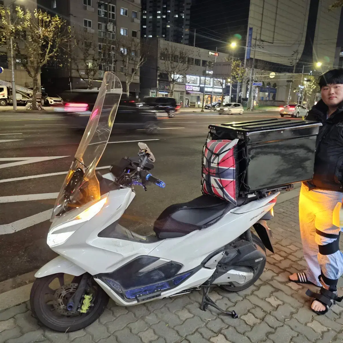 Pcx125 19년 3만km 125만원 판매합니다!! (Nmax