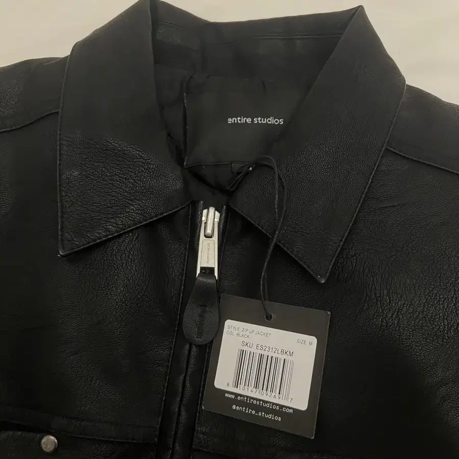 [M] Entire studios zip up jacket black