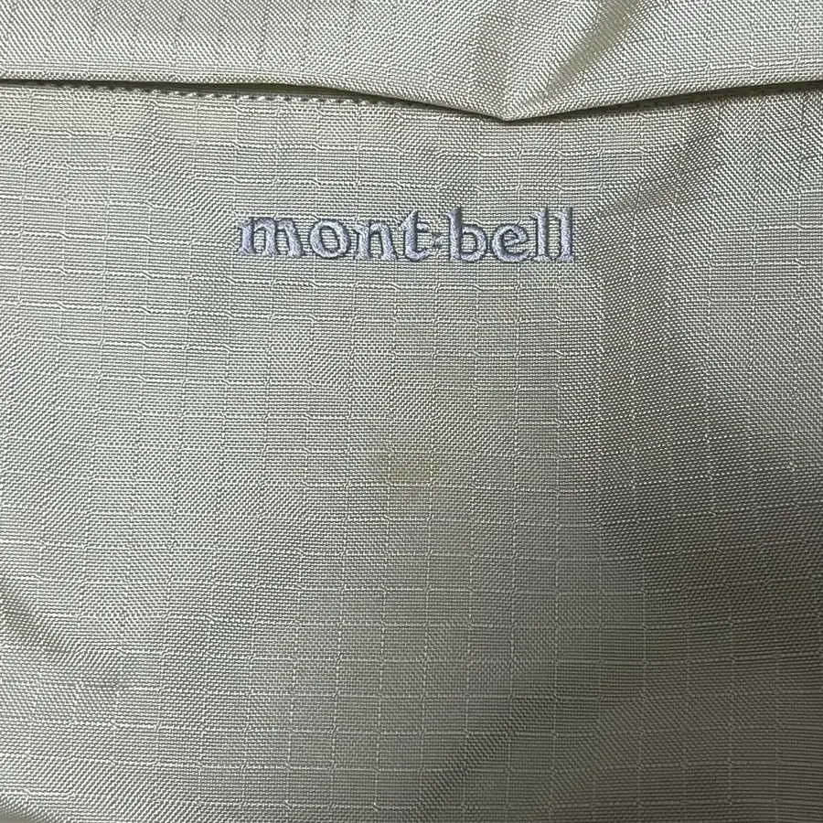 Montbell 크로스백