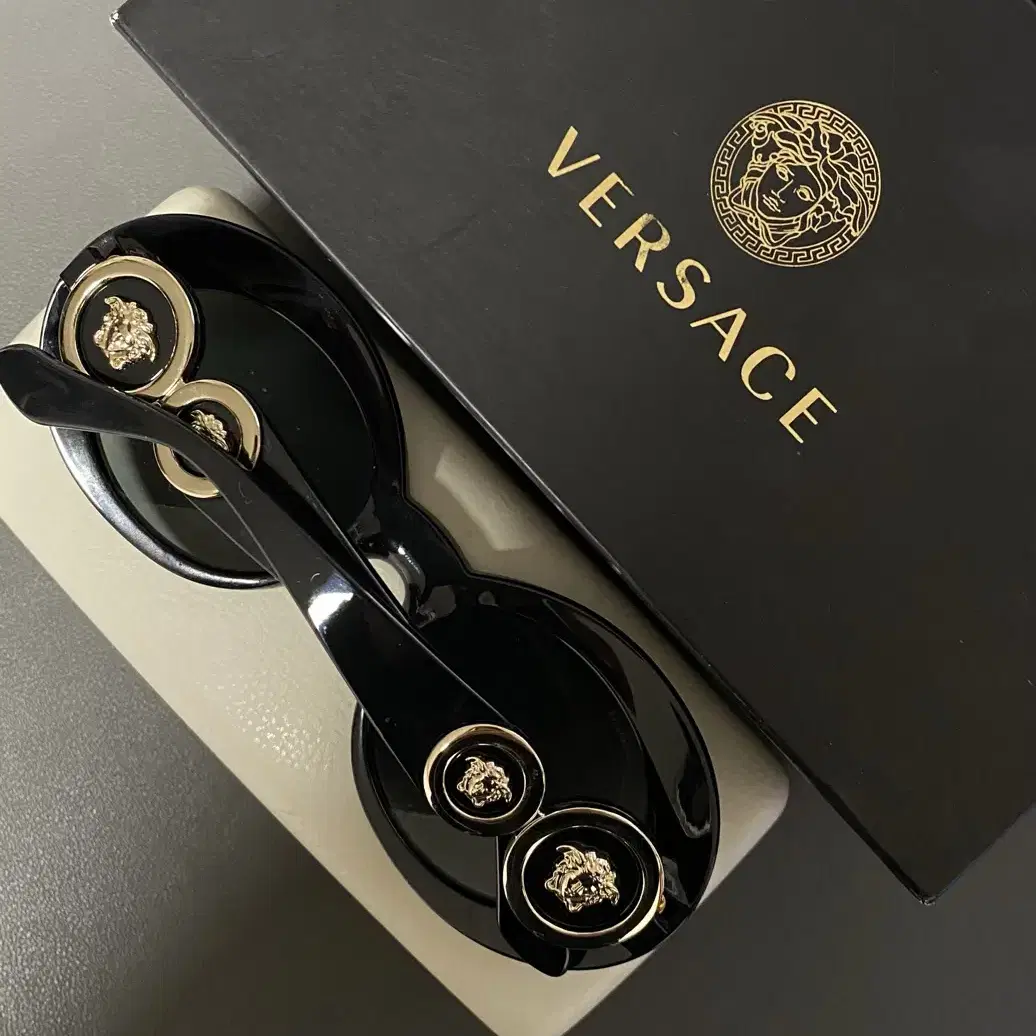 VERSACE Acetate frame 베르사체 선글라스