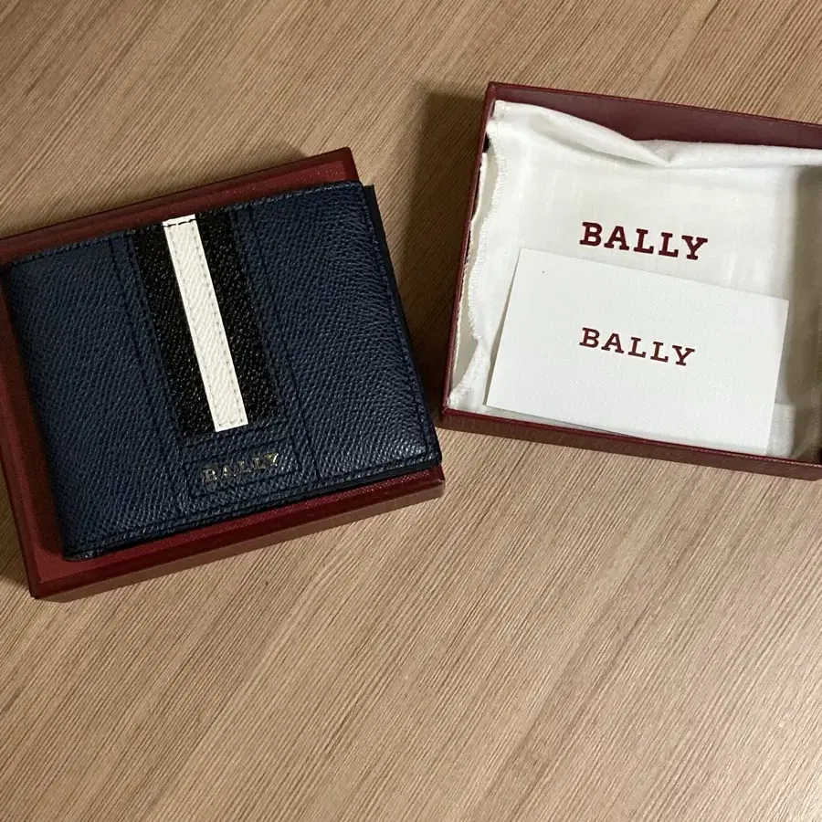 새상품) 발리 Bally 남성 반지갑