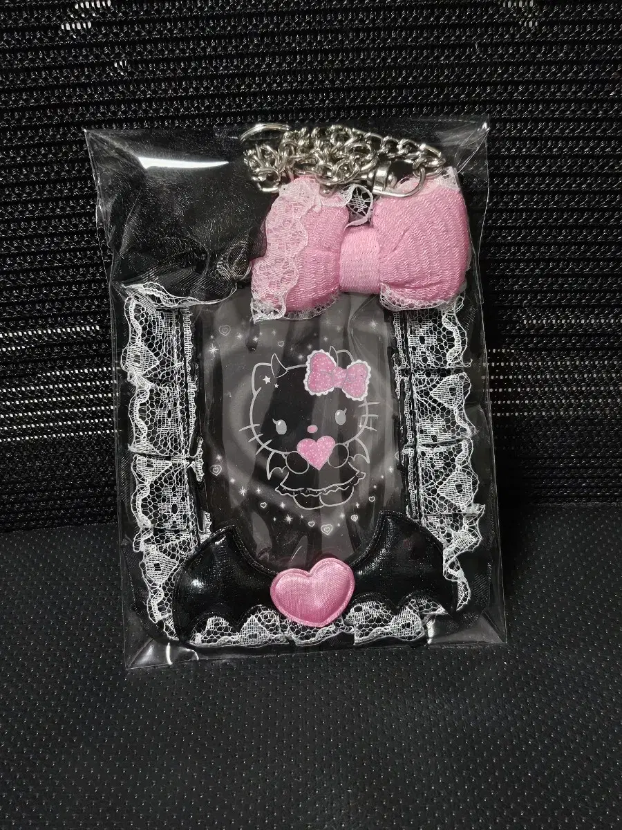 Sanrio Hello Kitty Devil Photocard Holder