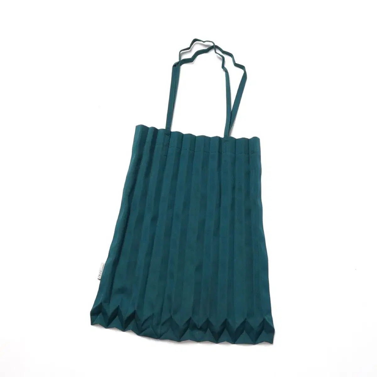 me ISSEY MIYAKE Pleats Bag