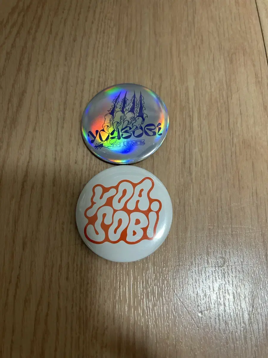 Yoasobi can badges