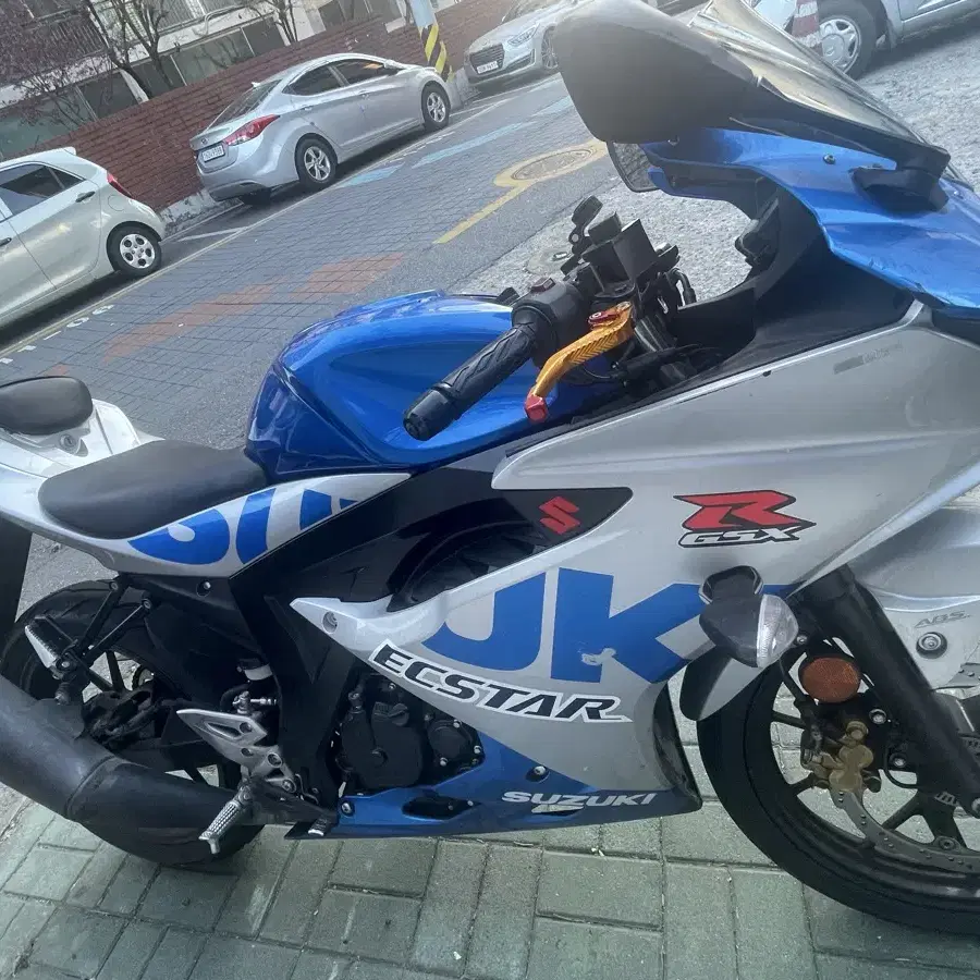 gsxr125 21년식 스페셜 카울 판매합니다