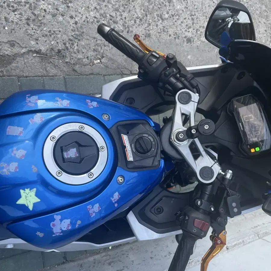 gsxr125 21년식 스페셜 카울 판매합니다