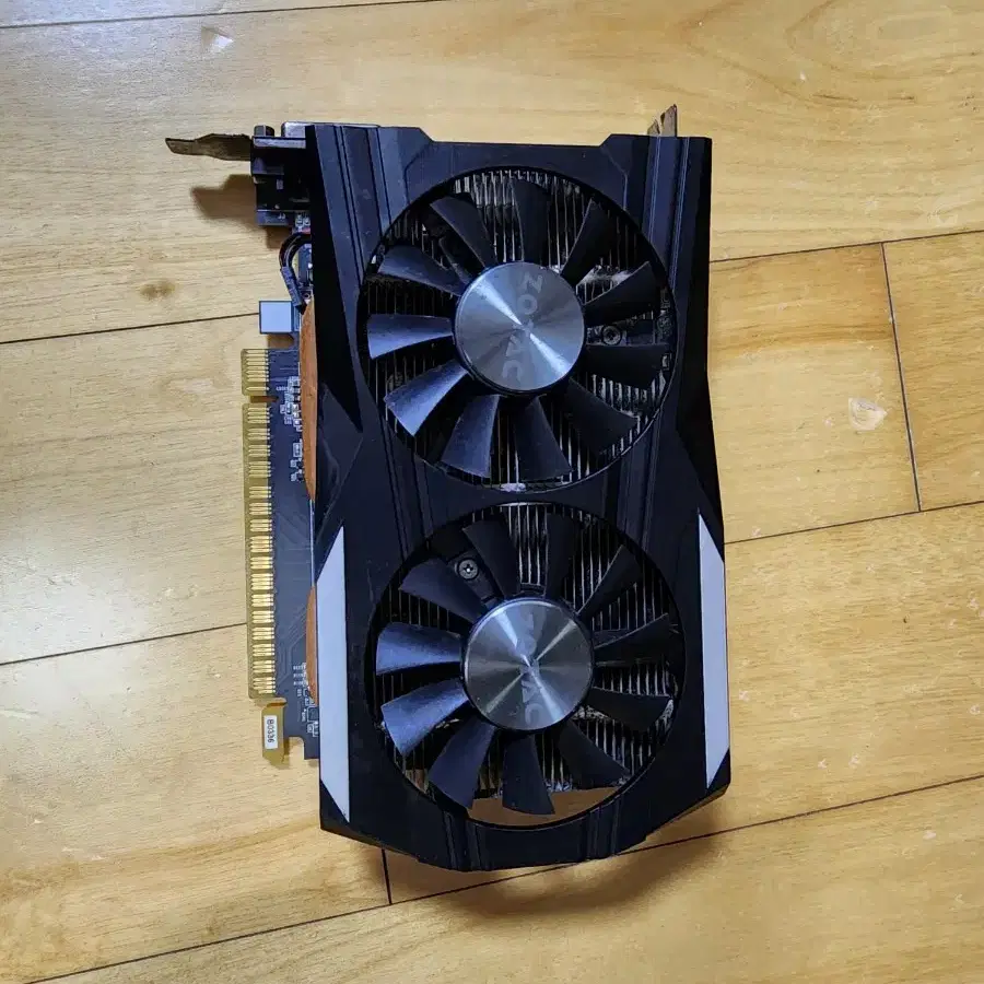 조텍 gtx1050ti 팝니다 zotac gtx 1050ti 그래픽카드