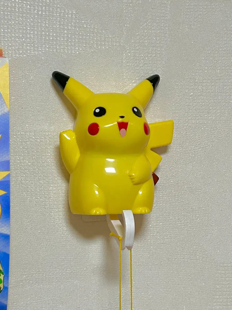 Classic Pokémon Pikachu Voice Keychain