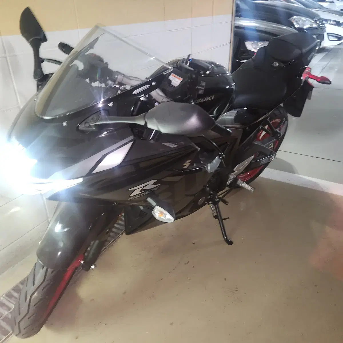 gsx r 125 2023년식1,2@@km 상태 A (업자X)